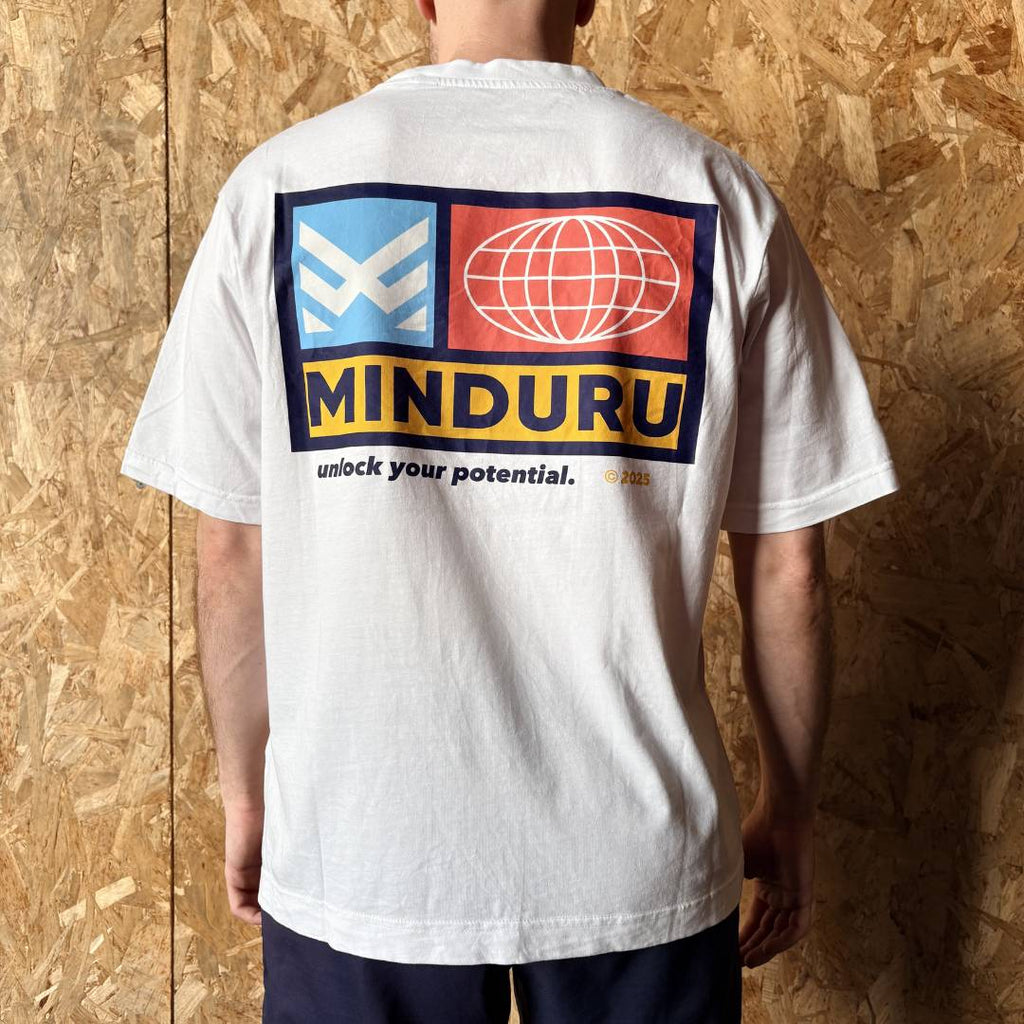 Camiseta oversize MNDU 2000s