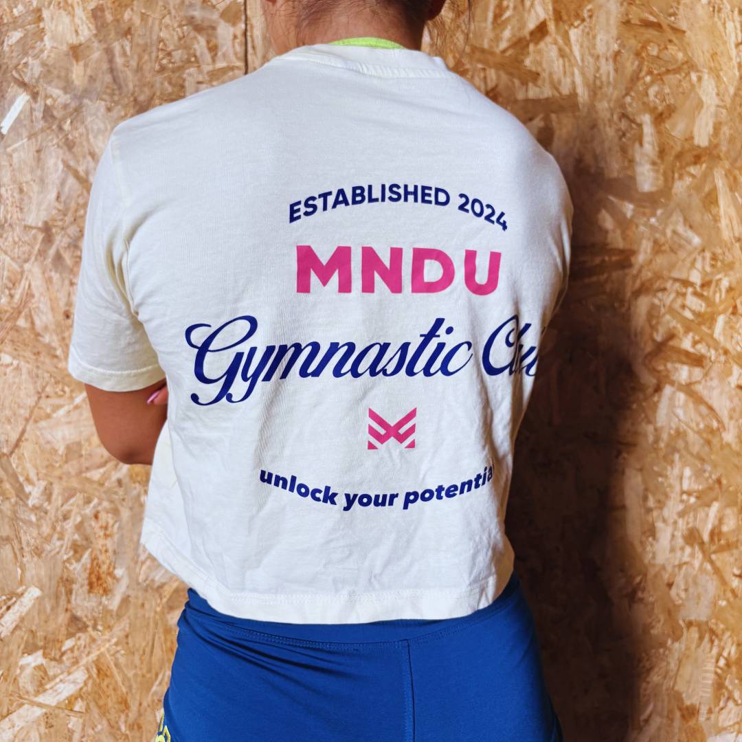 Camiseta oversize crop Gymnastic Club